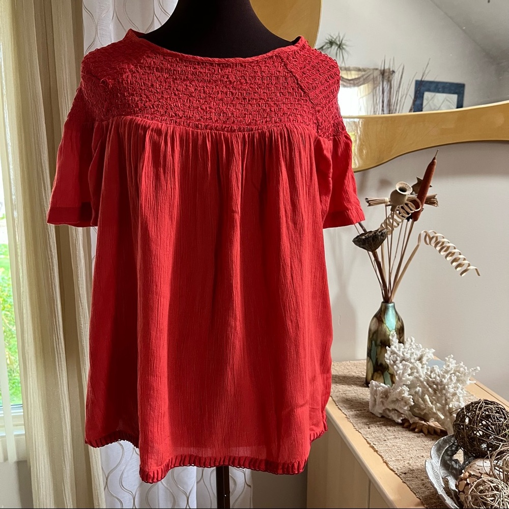 Sundance scrunch neck short sleeve red crimson blouse